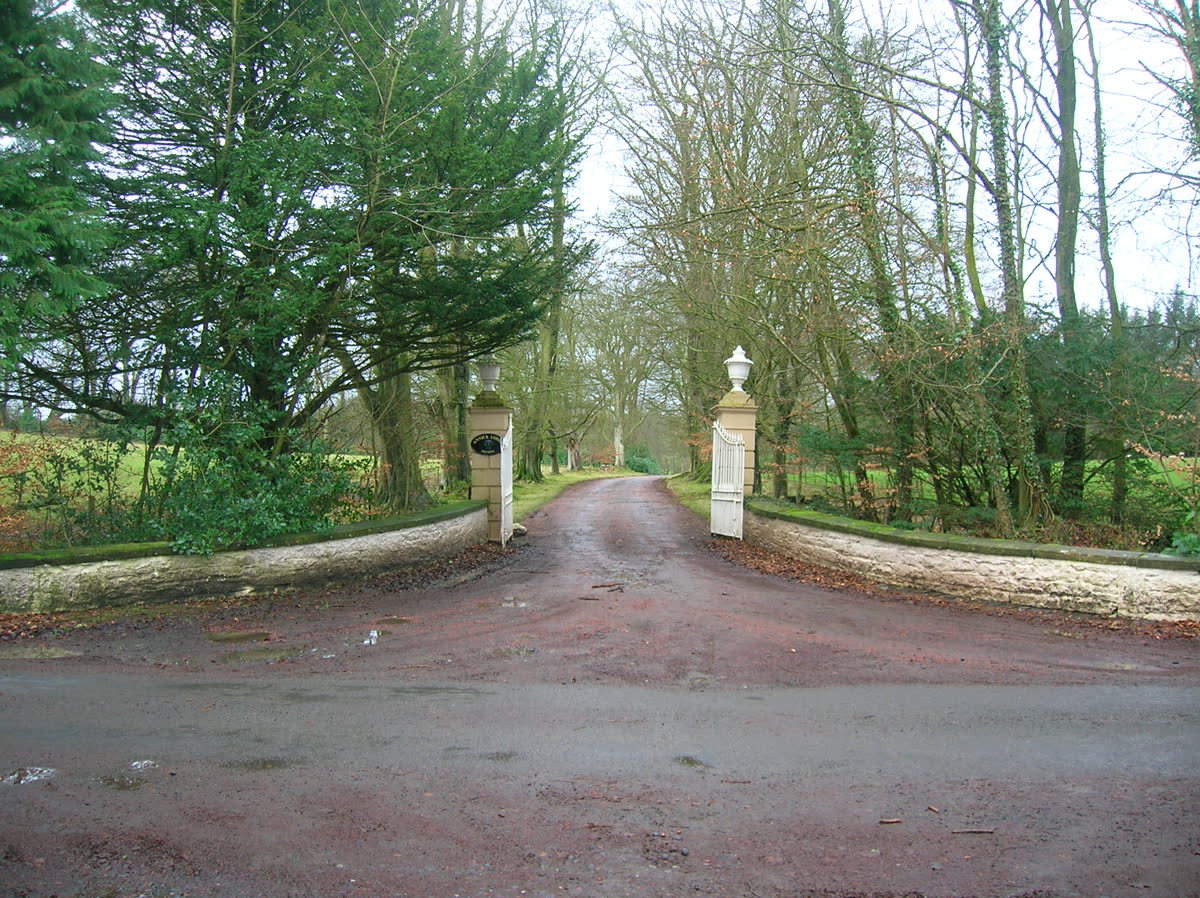 The 17th century gateway at Annick Lodge