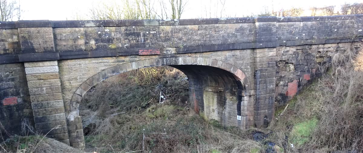 Roddinghill overbridge at Annick Lodge