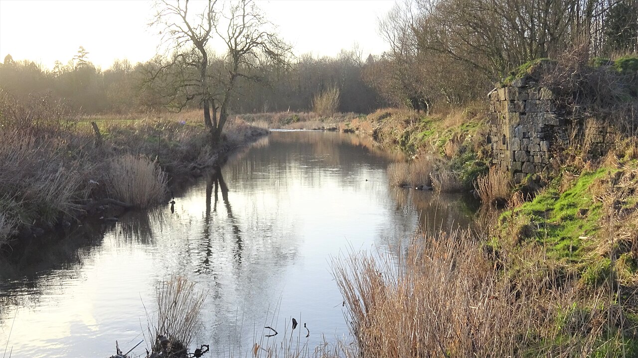 Old Perceton Colliery railway bridge and Bourtreehill Ford